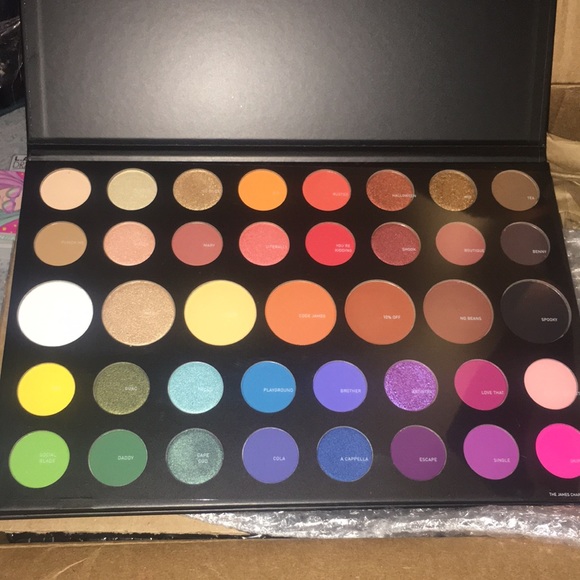 Morphe x James Charles Palette - Picture 2 of 4